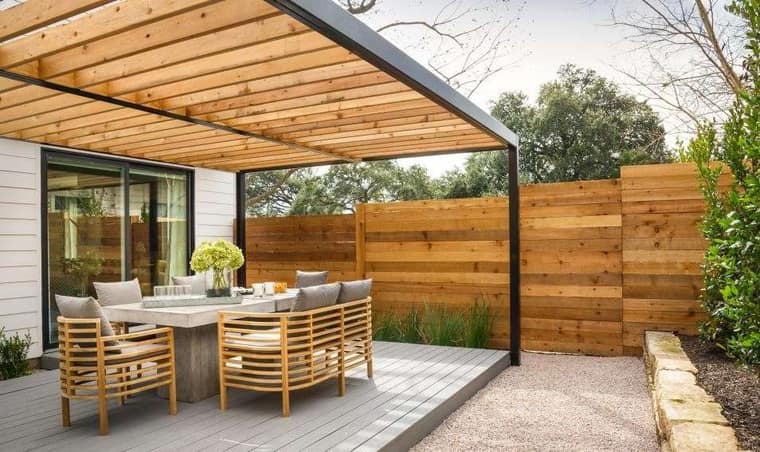 Composite floating Deck and pine pergola holiday house Somerset West