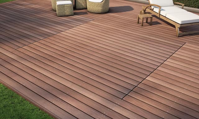 Hard wood deck with plunge pool and hardwood cover