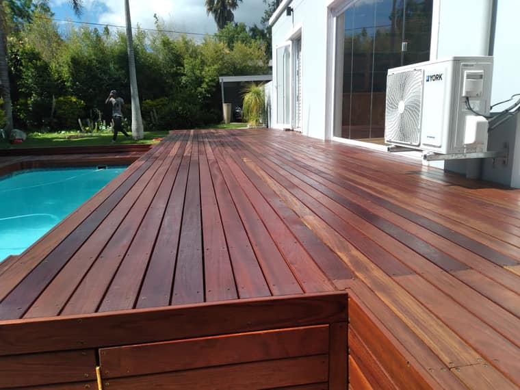 Stellenbosh hardwood Deck Frikkie Erasmus 2021
