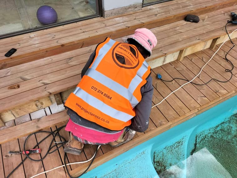 Decking Pro Hardwood Deck Balau around Pool